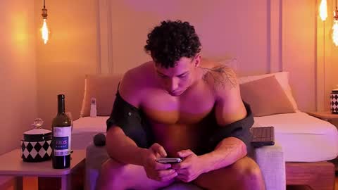 Dominick Star online show from February 15, 2025, 9:49 am