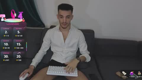 dominicvalente online show from December 14, 2025, 10:47 pm