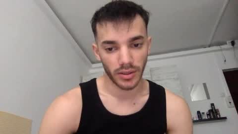 Snapshot of dominicvalente chatting on May 22, 2026, 9:26 am dominicvalente online show from May 22, 2026, 9:26 am