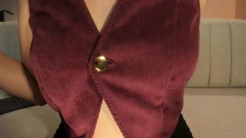 Snapshot of dominiquevega_ chatting on January 11, 2025, 10:51 pm Dominique online show from January 11, 2025, 10:51 pm