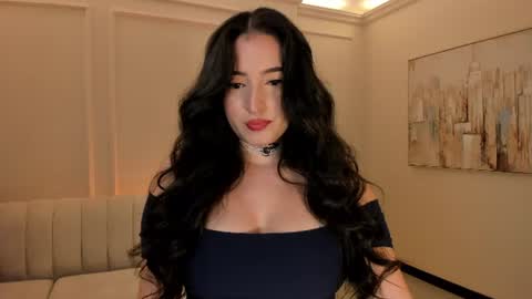 Snapshot of dominiquevega_ chatting on July 3, 2026, 8:15 pm Dominique online show from July 3, 2026, 8:15 pm