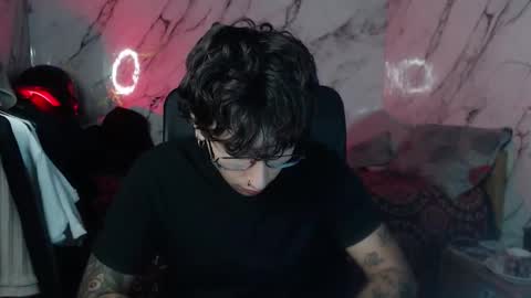 Snapshot of dominus_kane chatting on January 15, 2026, 2:38 am dominus_kane online show from January 15, 2026, 2:38 am