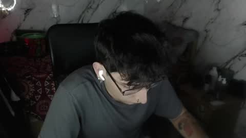 dominus_kane online show from May 2, 2026, 5:12 am