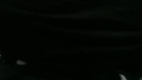 Dominique online show from November 17, 2025, 8:25 pm