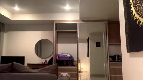 Kira online show from March 27, 2026, 10:09 pm