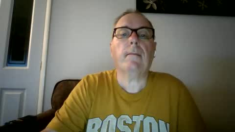 Snapshot of domjolly08 chatting on September 18, 2025, 9:17 pm David uk online show from September 18, 2025, 9:17 pm