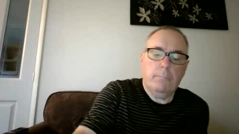Snapshot of domjolly08 chatting on October 18, 2025, 3:46 pm David uk online show from October 18, 2025, 3:46 pm