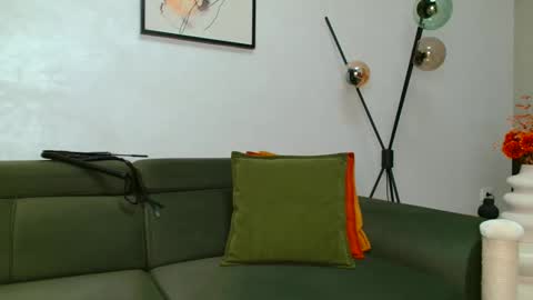 Snapshot of dommedrucilla chatting on April 29, 2026, 7:23 am Mistress Gia online show from April 29, 2026, 7:23 am