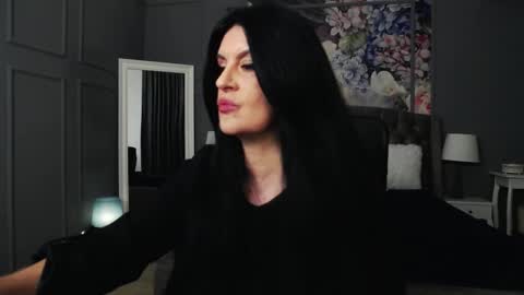 Snapshot of dommelisa chatting on March 9, 2025, 1:04 am Dom Melisa online show from March 9, 2025, 1:04 am