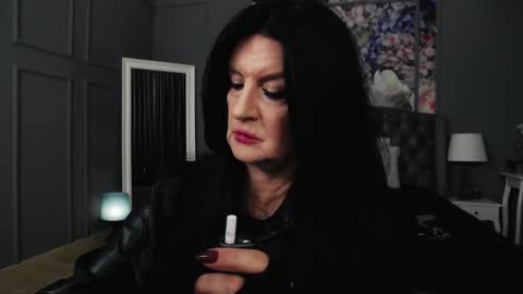 Snapshot of dommelisa chatting on October 22, 2025, 8:30 pm Dom Melisa online show from October 22, 2025, 8:30 pm