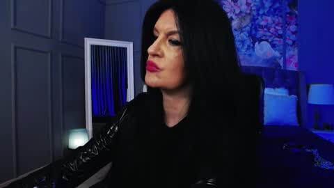 Snapshot of dommelisa chatting on December 14, 2025, 10:25 pm Dom Melisa online show from December 14, 2025, 10:25 pm