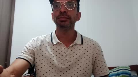 Snapshot of don__chi chatting on December 8, 2024, 12:40 am don__chi online show from December 8, 2024, 12:40 am