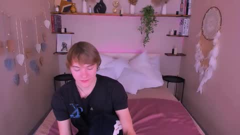 Snapshot of donald_brooks chatting on November 27, 2025, 12:51 pm Donald online show from November 27, 2025, 12:51 pm