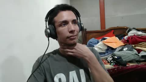 Snapshot of doncanmcleaod chatting on January 9, 2025, 3:15 am D0N online show from January 9, 2025, 3:15 am