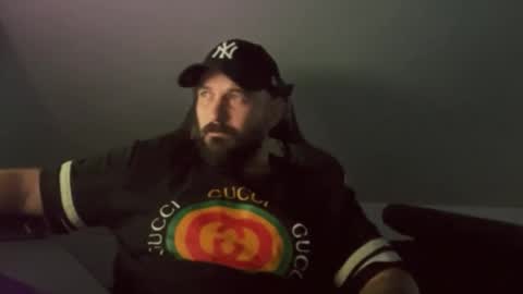 donchriiis online show from October 30, 2025, 6:26 am