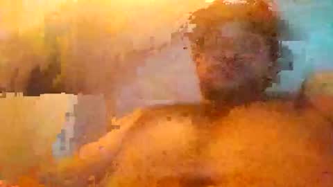 donglish718856 online show from January 6, 2026, 9:13 am