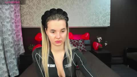 Snapshot of donnaaa_evans chatting on February 22, 2025, 3:34 am Donna On GMT2 Mon-Fri 3-9 AM online show from February 22, 2025, 3:34 am