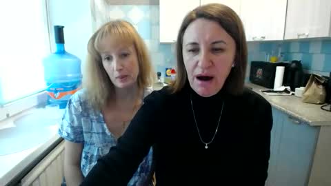 Tatiana 43 curvy sexy body and Joanna redhead 39 years online show from November 11, 2025, 8:25 am