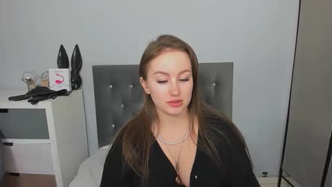 Snapshot of donnasensual chatting on April 11, 2026, 6:45 pm DonnaSensual online show from April 11, 2026, 6:45 pm