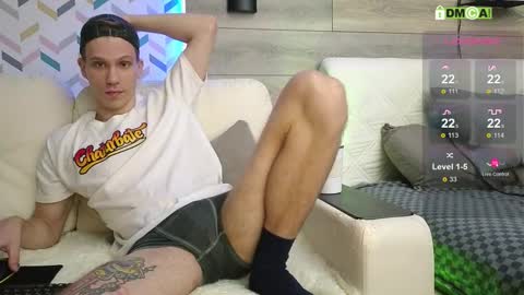 Snapshot of donnikon chatting on September 27, 2025, 2:44 pm Nikon online show from September 27, 2025, 2:44 pm