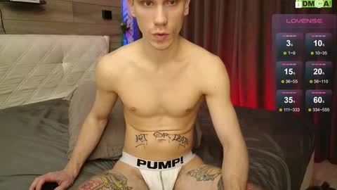 Snapshot of donnikon chatting on November 5, 2025, 8:20 pm Nikon online show from November 5, 2025, 8:20 pm