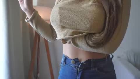 Donatella online show from October 29, 2025, 12:40 pm