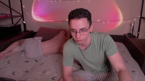 EliotKenny online show from February 28, 2025, 6:09 pm