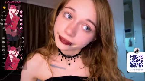 Snapshot of dontoke_ chatting on November 20, 2025, 8:52 pm Nicole online show from November 20, 2025, 8:52 pm