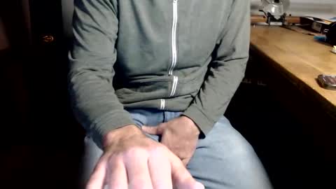 Snapshot of dontworryjustwatch chatting on February 11, 2025, 2:46 am dontworryjustwatch online show from February 11, 2025, 2:46 am