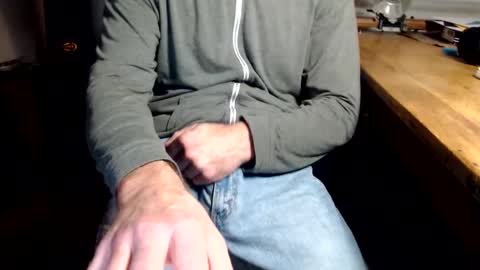 Snapshot of dontworryjustwatch chatting on February 17, 2025, 3:15 am dontworryjustwatch online show from February 17, 2025, 3:15 am