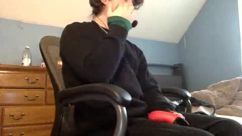 donutking42069 online show from February 17, 2026, 2:24 pm