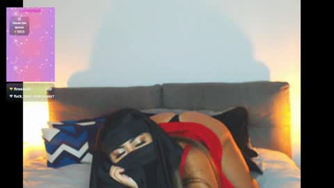 Snapshot of dooubletroouble chatting on April 25, 2026, 4:37 am dooubletroouble online show from April 25, 2026, 4:37 am