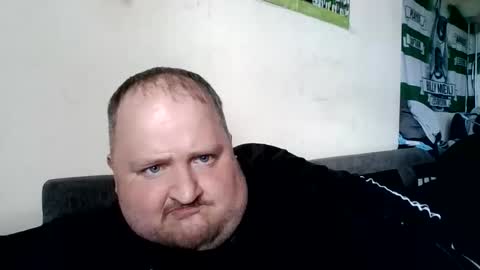 Snapshot of dopeyboboye chatting on June 8, 2026, 3:23 pm dopeyboboye online show from June 8, 2026, 3:23 pm