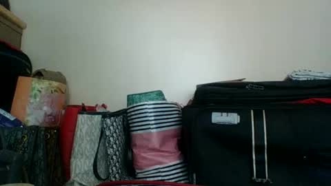 dora05191 online show from September 28, 2025, 11:26 am