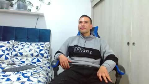 dorian_h online show from March 22, 2026, 2:04 am