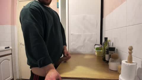 menu  below online show from February 25, 2025, 7:47 pm