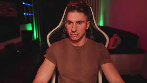 Snapshot of dorianreyes chatting on October 31, 2025, 11:17 pm Dorian Reyes online show from October 31, 2025, 11:17 pm