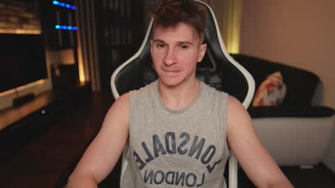 Snapshot of dorianreyes chatting on December 16, 2025, 12:04 am Dorian Reyes online show from December 16, 2025, 12:04 am