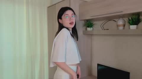 Snapshot of doris_lewis chatting on November 16, 2025, 6:08 am Maria online show from November 16, 2025, 6:08 am