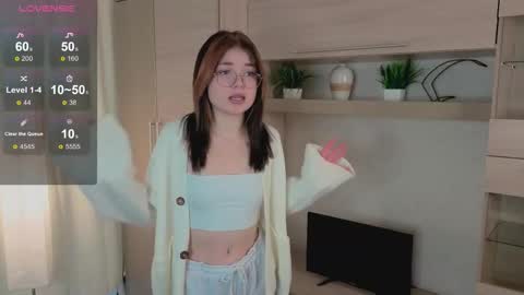 Snapshot of doris_lewis chatting on November 26, 2025, 6:25 am Maria online show from November 26, 2025, 6:25 am