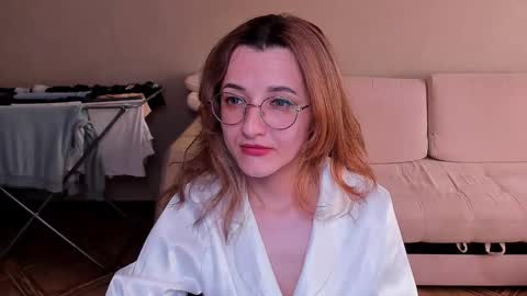 Snapshot of dorotty_ chatting on June 1, 2026, 12:45 am Your Dorotty online show from June 1, 2026, 12:45 am