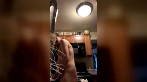 Snapshot of doryxbrek chatting on January 18, 2026, 6:44 pm Dory Brek online show from January 18, 2026, 6:44 pm