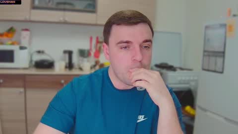 Snapshot of dosilasa chatting on January 8, 2025, 7:03 am Sasha online show from January 8, 2025, 7:03 am