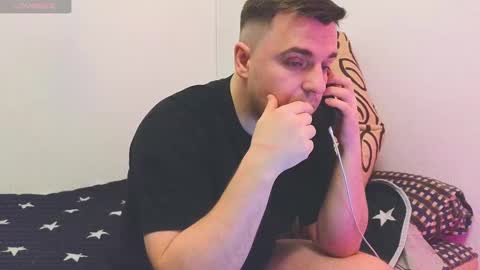 Snapshot of dosilasa chatting on February 12, 2025, 5:37 pm Sasha online show from February 12, 2025, 5:37 pm