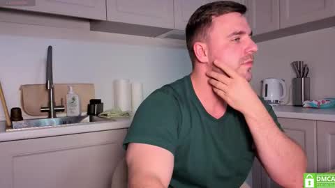 Snapshot of dosilasa chatting on September 8, 2025, 6:18 pm Sasha online show from September 8, 2025, 6:18 pm