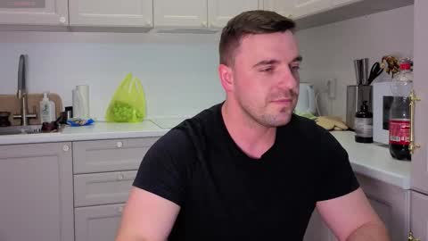 Snapshot of dosilasa chatting on October 5, 2025, 5:11 pm Sasha online show from October 5, 2025, 5:11 pm