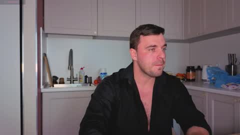 Snapshot of dosilasa chatting on October 31, 2025, 9:54 am Sasha online show from October 31, 2025, 9:54 am