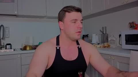 Snapshot of dosilasa chatting on December 18, 2025, 4:57 pm Sasha online show from December 18, 2025, 4:57 pm