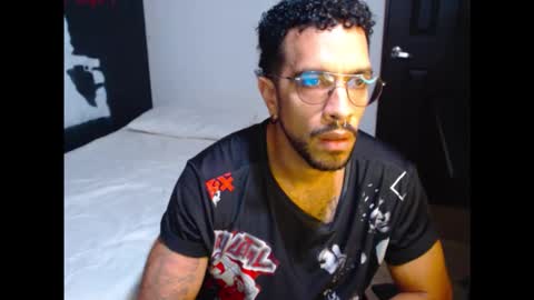 Snapshot of dostoyrodia_34 chatting on September 22, 2025, 7:49 pm will online show from September 22, 2025, 7:49 pm