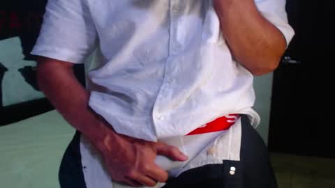 Snapshot of dostoyrodia_34 chatting on November 29, 2025, 2:47 am will online show from November 29, 2025, 2:47 am